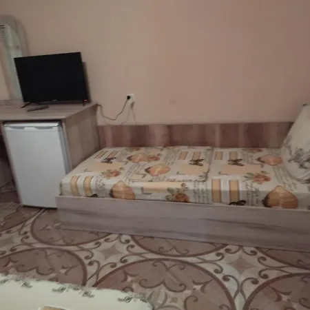 Casa de hóspedes фамилна къща джоко